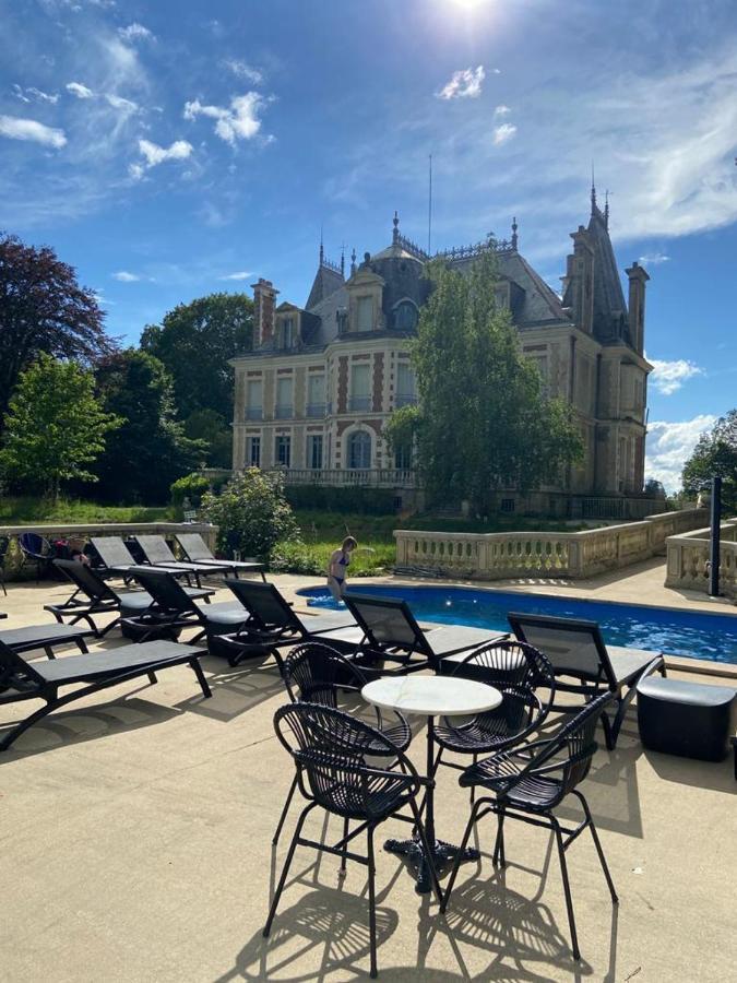 Chateau De Clinzeau Saint-Leger-de-Fougeret Buitenkant foto